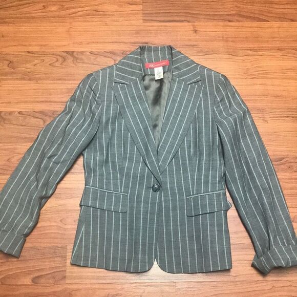 COPY - Anne Klein Gray Stripped Blazer, size 4 - Picture 1 of 5